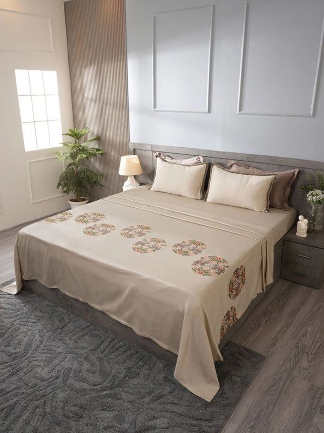 Soul N Saaz I Cream 400 TC King Bedsheet with 2 Embroidered Pillow Covers | Luxury Superfine Cotton, Elephant Motif