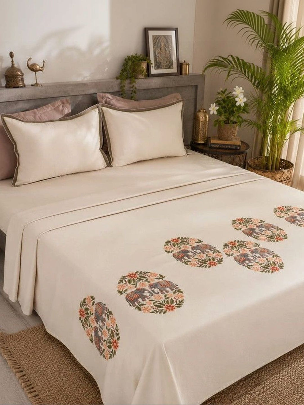 Soul N Saaz I Cream 400 TC King Bedsheet with 2 Embroidered Pillow Covers | Luxury Superfine Cotton, Elephant Motif
